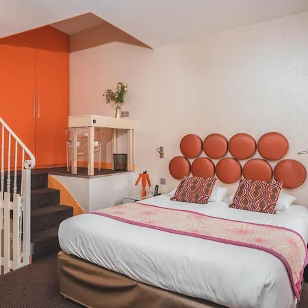 Le Petit Otel 4*