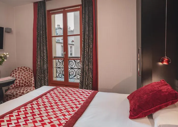 Le Petit Hotel Paris