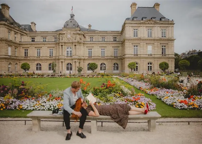 Le Petit Hotel Paris