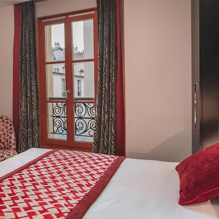 Le Petit Hotel Paříž
