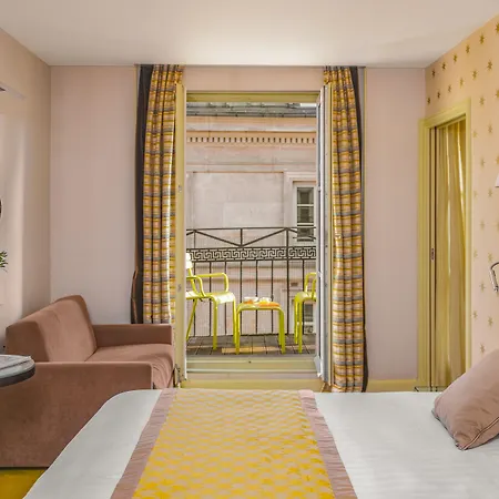 Le Petit Hotel Paříž