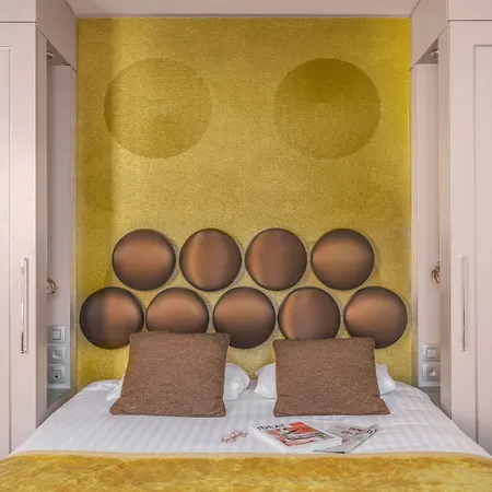 Le Petit Hotel Paříž