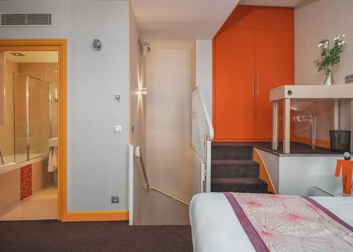 Hotel Le Petit Paris