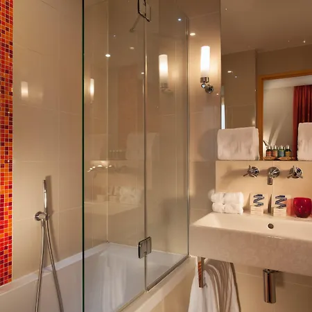 Hotel Le Petit Paris